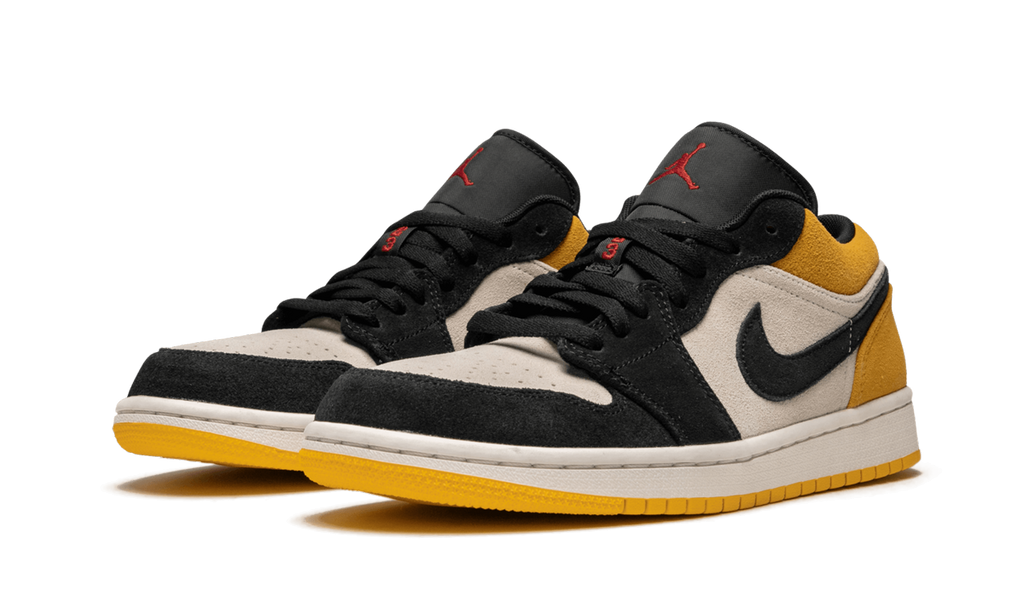 1 Low University Gold Black