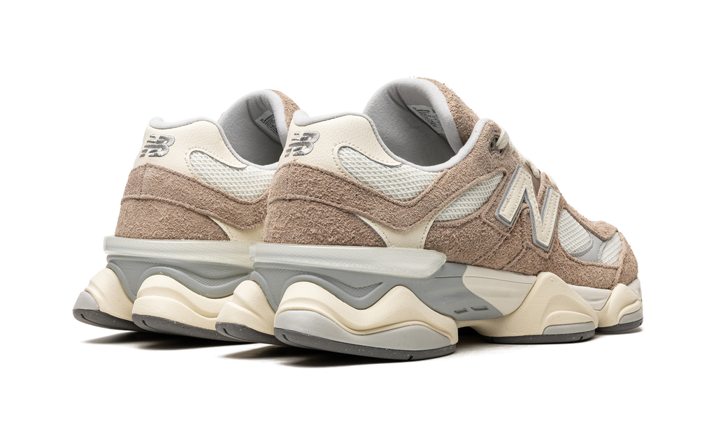 9060 Driftwood Stone Pink Sea Salt