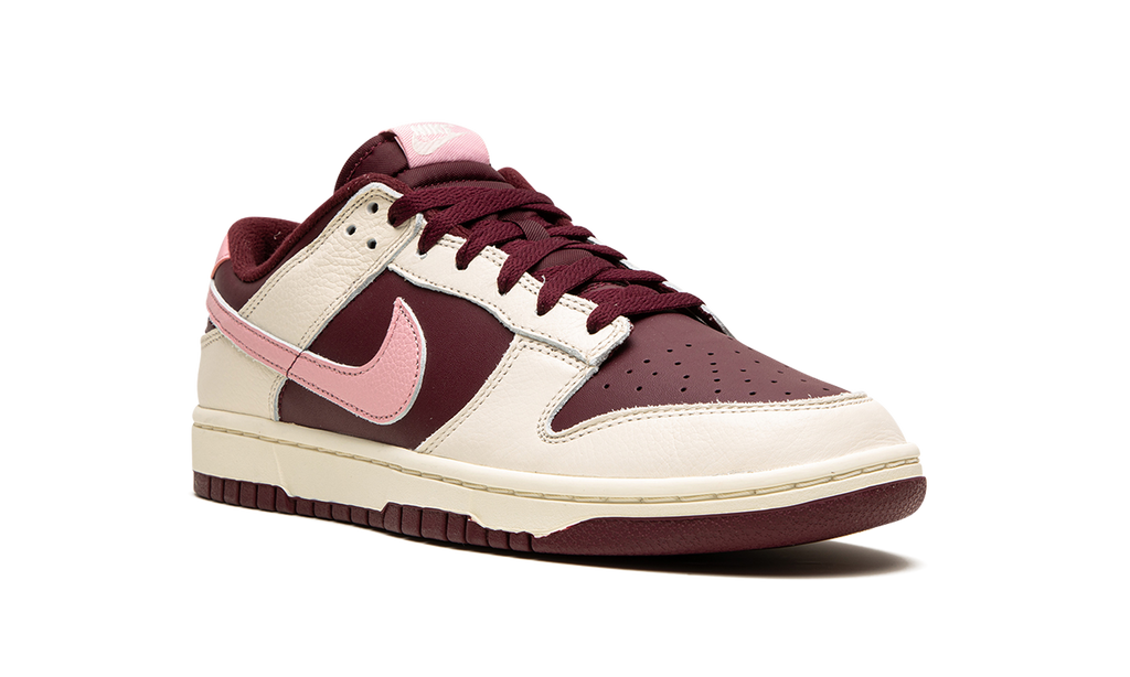 Dunk Low Valentine’s Day