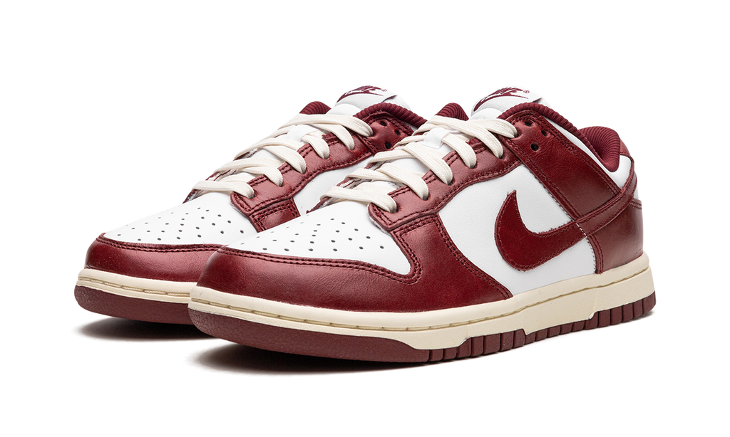 Dunk Low PRM Vintage Team Red