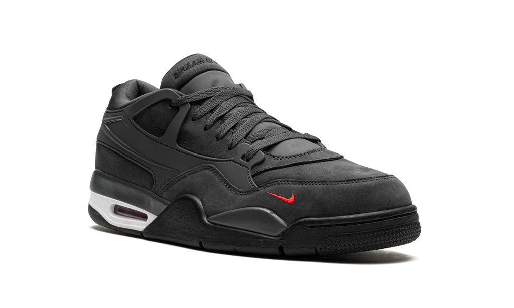 Air  4 RM Driveway Grey "Nigel Syester"