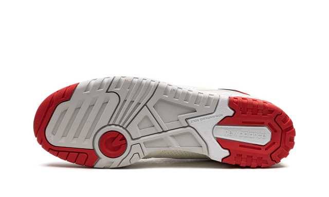 550 True Red