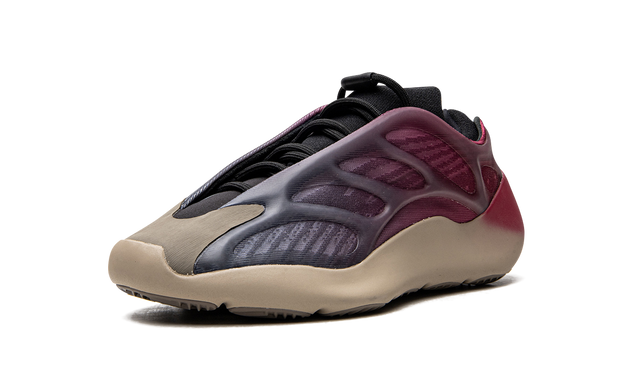 700 V3 Fade Carbon