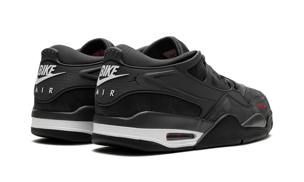 Air  4 RM Driveway Grey "Nigel Syester"